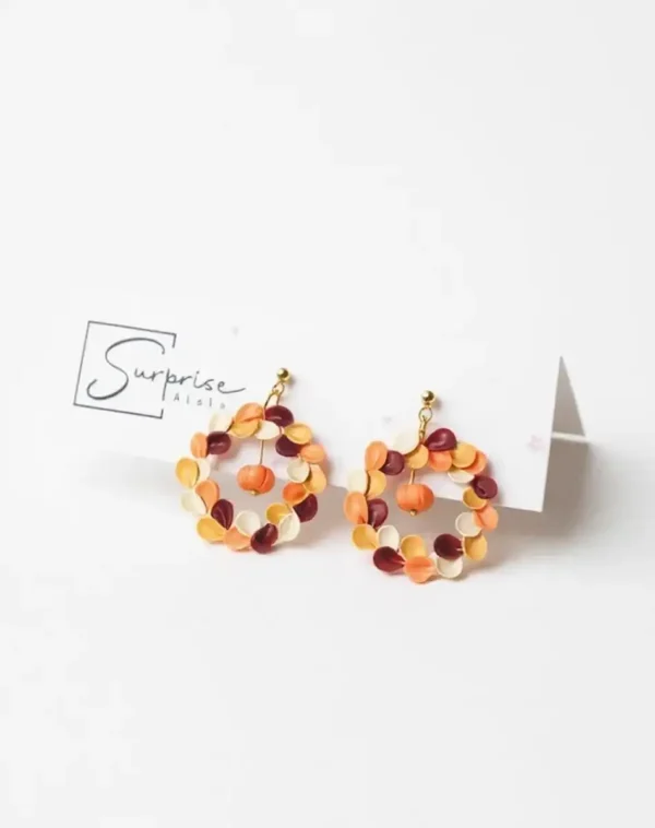 SurpriseAisle_Autumn Wreath Earrings 01.2 Autumn Wreath Earrings