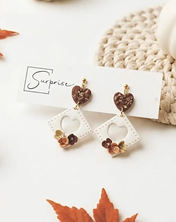 SurpriseAisle_Floral Fall Earrings 07 Floral Fall Earrings